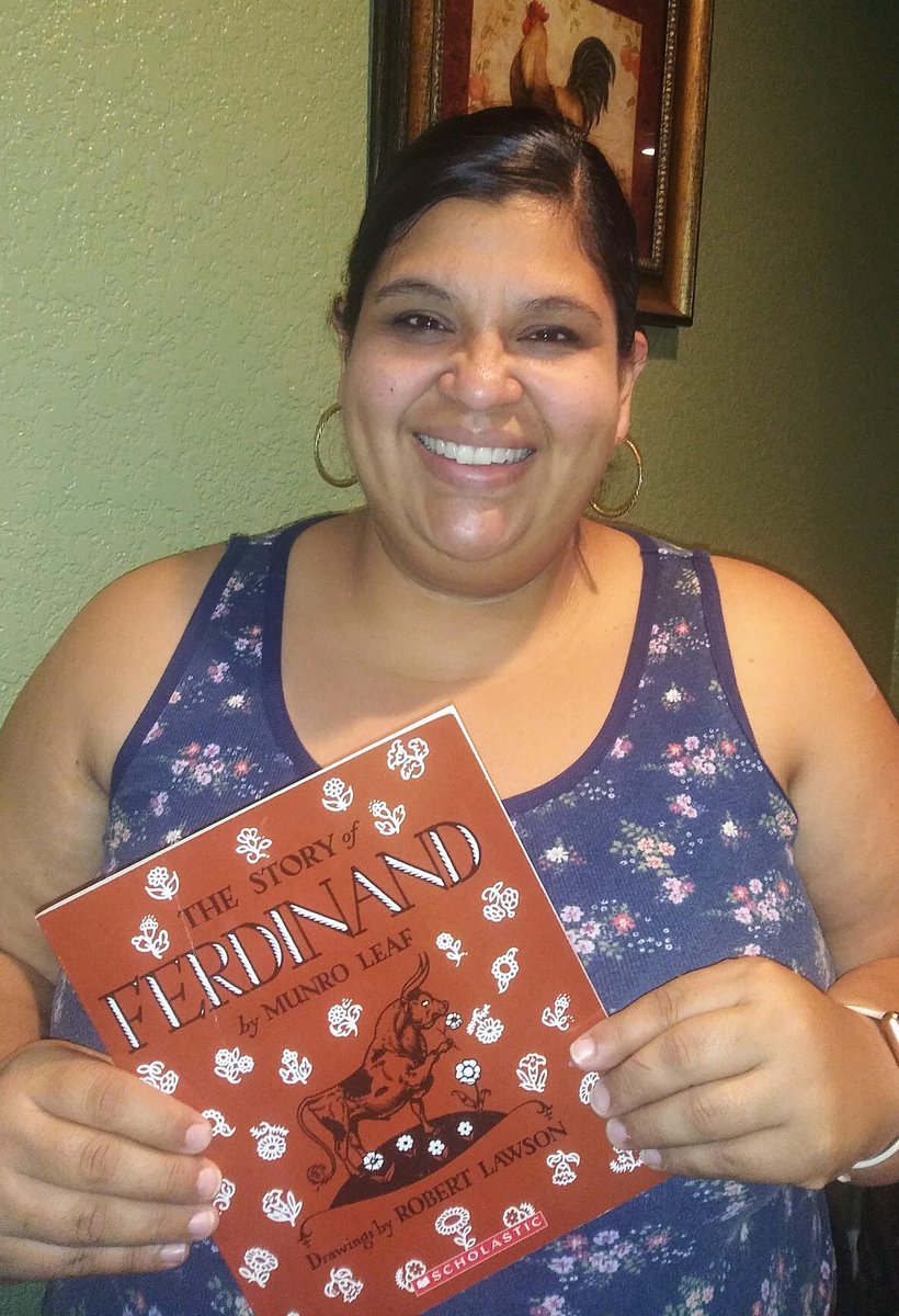 DVISD_PES's tweet photo. Wednesday's Mystery Reader was reading interventionist Ms. Nieto!
Now can guess which staff member reads @Pamela_Butchart's Never Tickle a Tiger in the video linked in the below @PophamLibrary tweet!
¿Podrán adivinar quién está narrando en el video abajo?
#DVreads https://t.co/7odBMkRPei