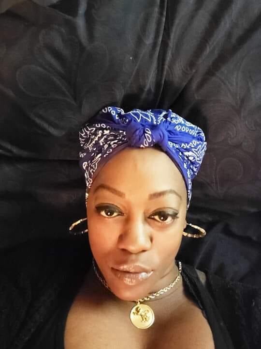 SneakzBTW's tweet image. I love this woman life..she’ll slide if she have to..  #BigCuzzo #SanDiego #WestCoast30s