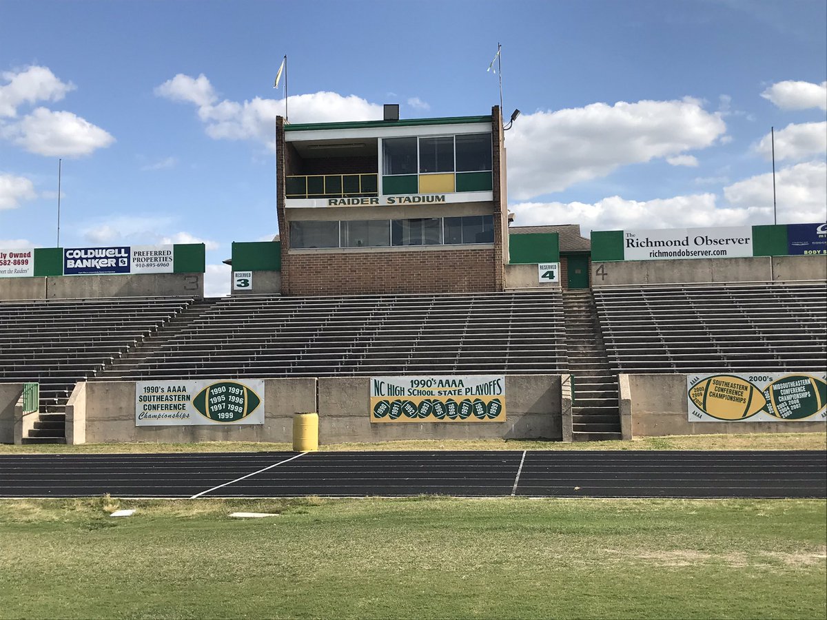 What a beautiful afternoon to plan a special surprise for the Richmond Senior class of 2020! #ROSports