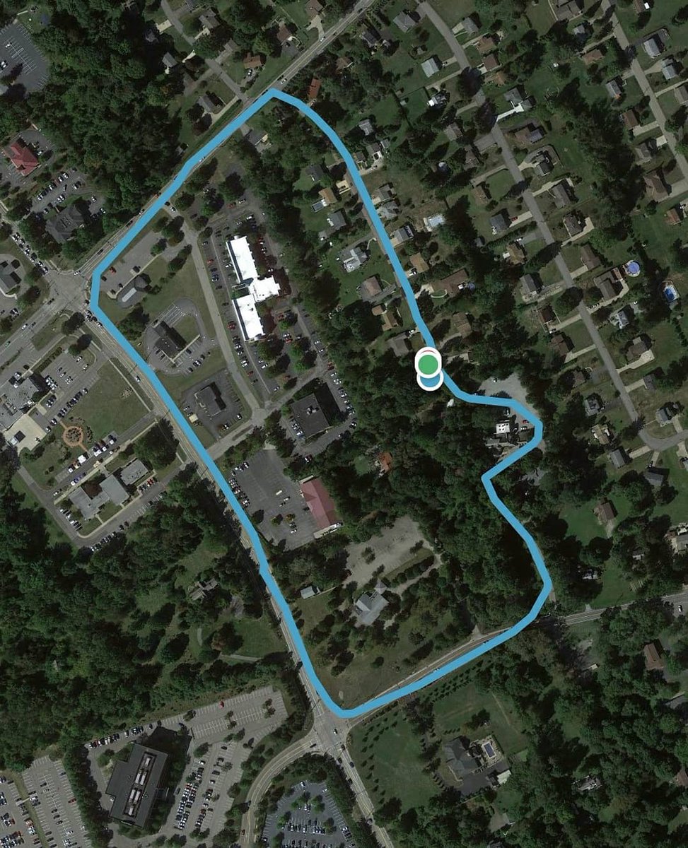 mbrendandaley's tweet photo. 🌞🏃‍♂️70° #healthylifestyle #findyourself #runtheburgh #10k #5k #training https://t.co/WGeMYJCzDk