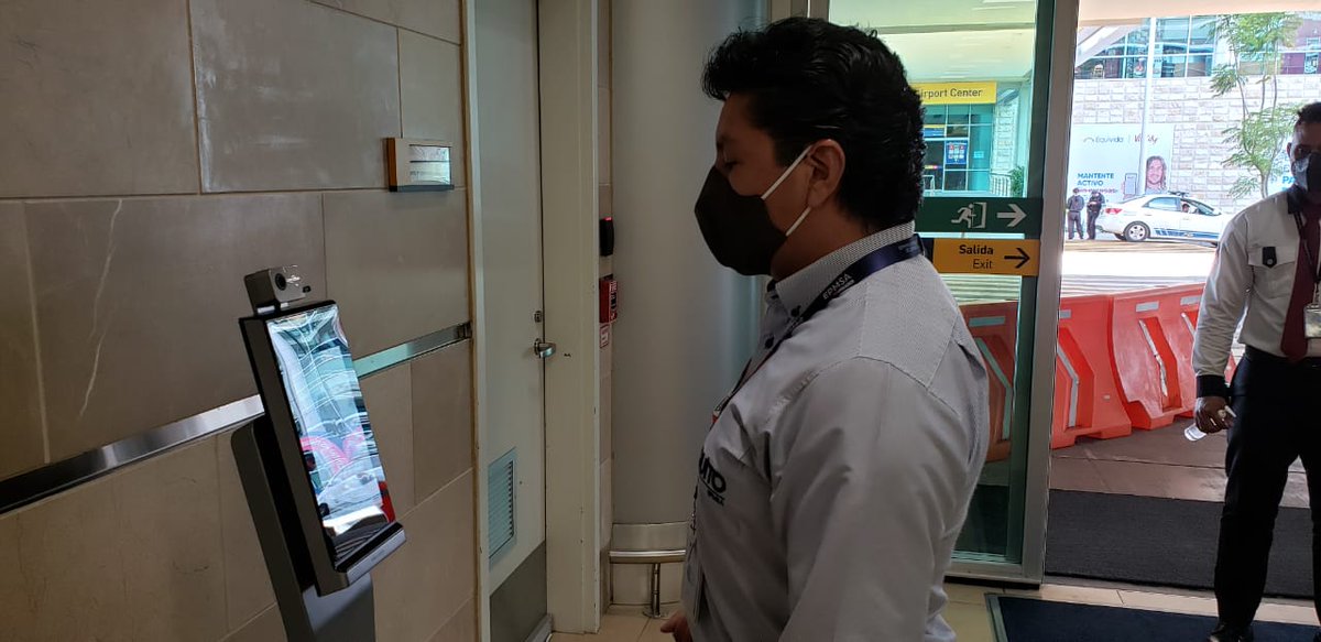 AeropuertoUIO's tweet photo. Tour of the terminal #AeropuertoUIO | Temperature control for airport employees to enter the terminal.
@ObrasPublicasEc @DGAC_Ecuador @ServiAeroQuito @Quiport

Preparing for a #NewWayToTravel✈️🌎 https://t.co/6ANqxzk79a