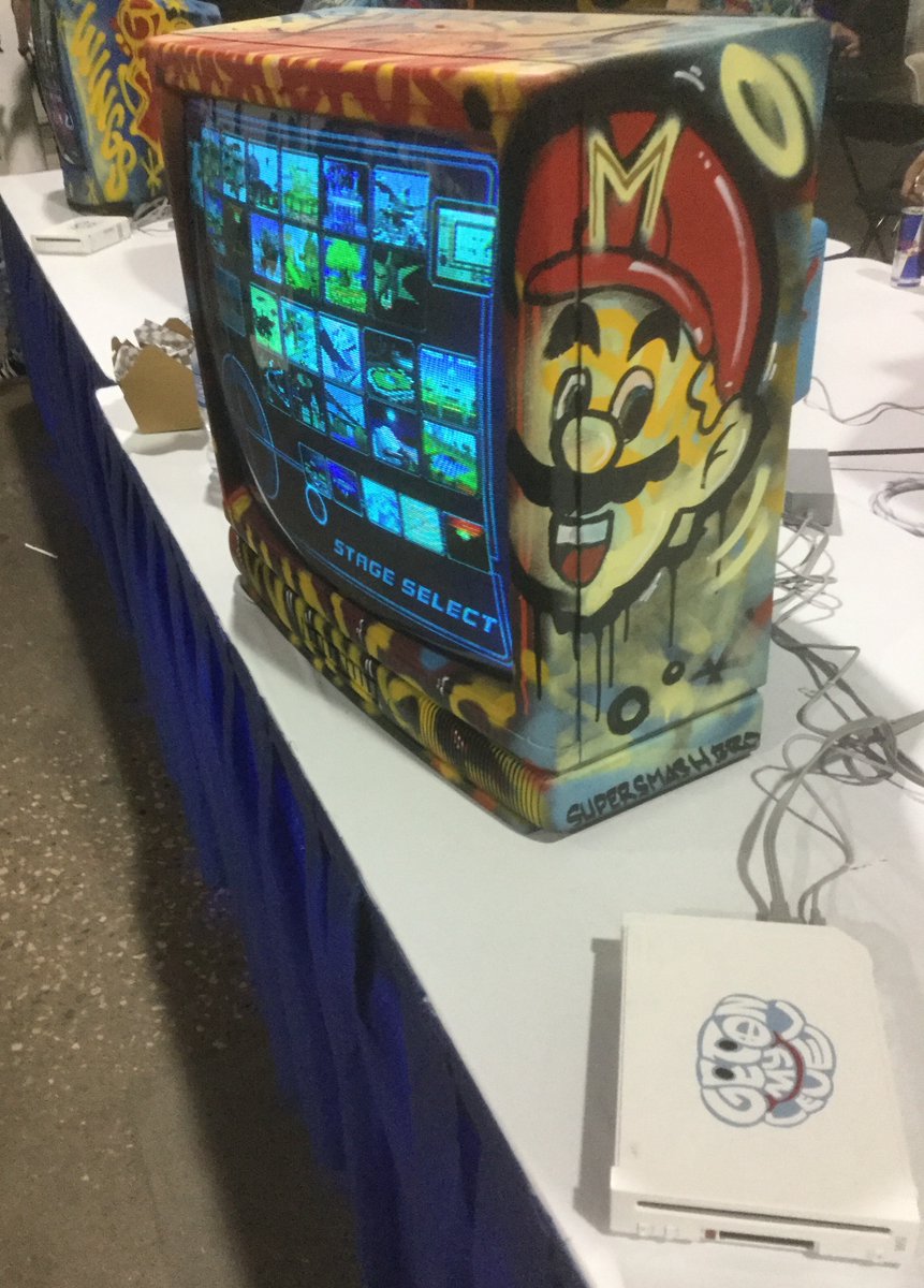 MitchBison's tweet photo. Went 3-2 in Melee doubles with @The_Young_Jack at #GOML2018 and was pretty happy with that #SSBM https://t.co/VfMSQIGpzk