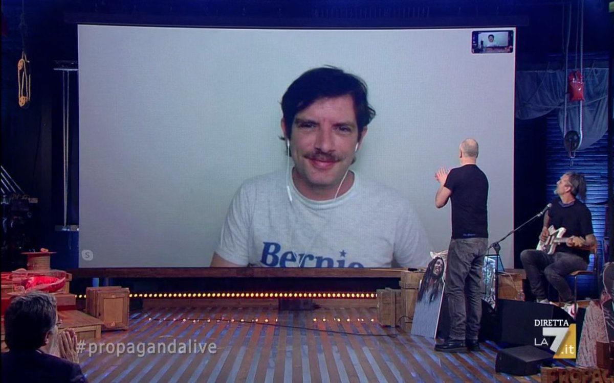 Se fossi al governo, parlerei di progressività fiscale, di una patrimoniale. C'è bisogno che chi sta molto bene metta a disposizione una parte della sua ricchezza per chi sta meno bene. E per far funzionare meglio la scuola, ad esempio. <a href="/civati/">Giuseppe Civati</a> #propagandalive #Civati