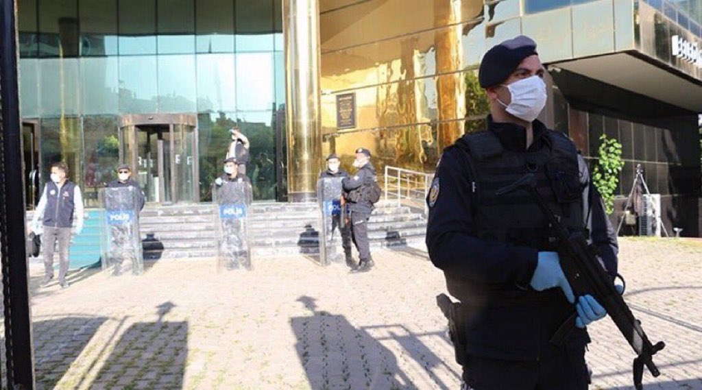 #AKPDarbeYapıyor; bu da darbenin fotoğrafıdır...