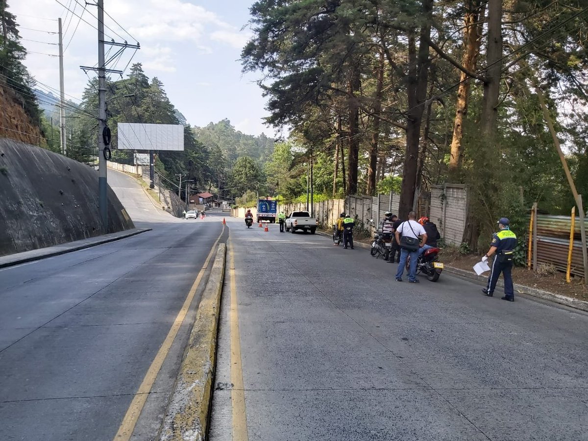 <a href="/MuniSJP/">Muni San José Pinula</a> #PmtMuniSJP realiza operativo en ingreso al casco urbano.