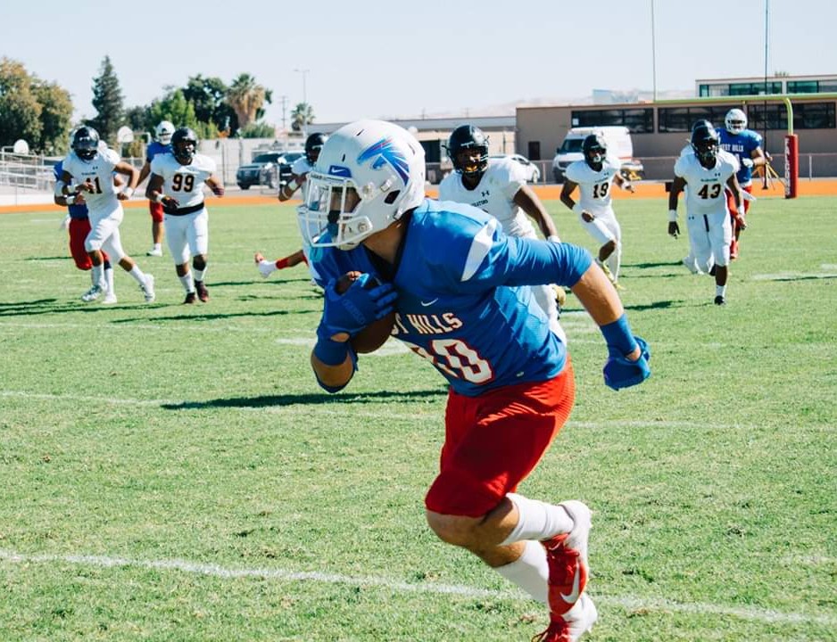 Coach_Berna's tweet photo. Congratulations to Wide Receiver #80 Cannon Eames for committing to the University of La Verne! We are proud of you and excited to watch you this fall! #FalconFootball #CultureOverScheme #BeTheStandard #GoLeos https://t.co/OLrENy13IY