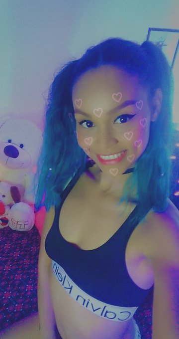 On line now... Come wiht me bb.  https://t.co/FjNRGA1lH2  @chaturbate @Chaturbate_Sex @GirlChaturbate<a class="tags" href="/tag/chaturbate">@chaturbate</a><a href="/tag/cute"class="tags"><span>#cute</span></a><a href="/tag/funny"class="tags"><span>#funny</span></a><a href="/tag/latina"class="tags"><span>#latina</span></a><a href="/tag/teen"class="tags"><span>#teen</span></a><a href="/tag/skiny"class="tags"><span>#skiny</span></a><a href="/tag/fridayvibes"class="tags"><span>#fridayvibes</span></a>