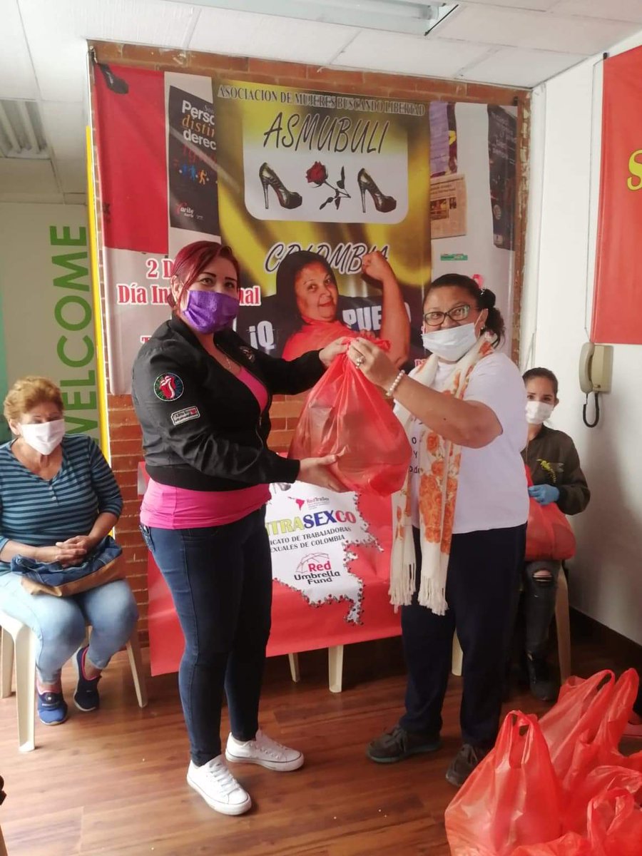 ASMUBULI's tweet photo. ASMUBULI-SINTRASEXCO  en la lucha del dia a dia apoyando a  sus integrantes en entrega de mercados para  ir mitigando un poco las necesidades  alimenticias, en la crisis del COVID 19. https://t.co/eCio1NuQ36
