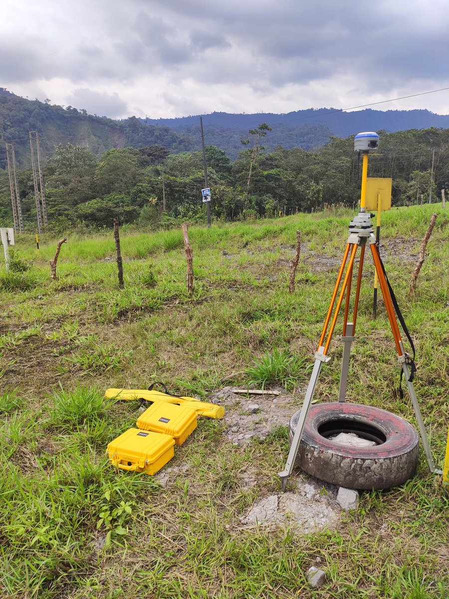 Drone_gis's tweet image. Pipeline survey Coca River @OCPEcuador @CHCNavigation @DJIGlobal