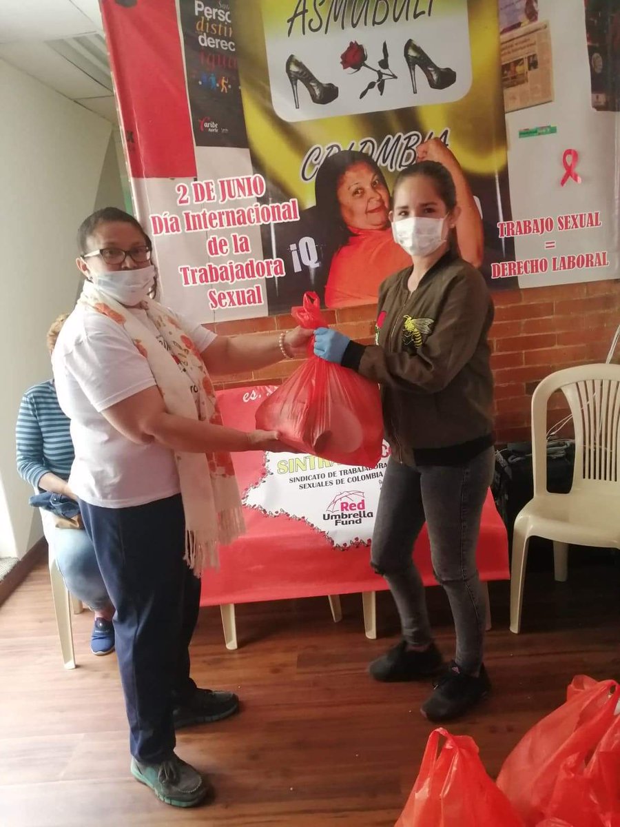 ASMUBULI's tweet photo. ASMUBULI-SINTRASEXCO  en la lucha del dia a dia apoyando a  sus integrantes en entrega de mercados para  ir mitigando un poco las necesidades  alimenticias, en la crisis del COVID 19. https://t.co/eCio1NuQ36