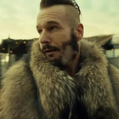 Stephemma_'s tweet image. These spot the differences are getting harder...🤔🤔🤔 #thelastleg @TheLastLeg