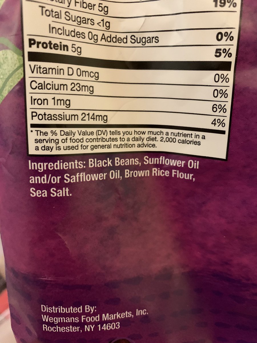 JaredSchoeny's tweet photo. @rhettmc Hey found some tortilla chips that you might like #beans https://t.co/3ozROkpijx