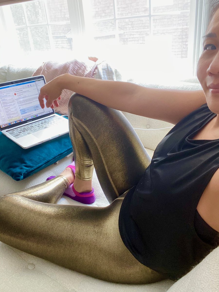 ShaziaMir71's tweet photo. @muahji tells me this is her casual Friday look, I beg to differ, it’s gold-it’s fancy! Here’s to another #soFancyFriday @labcentral https://t.co/q5CJddyqcP