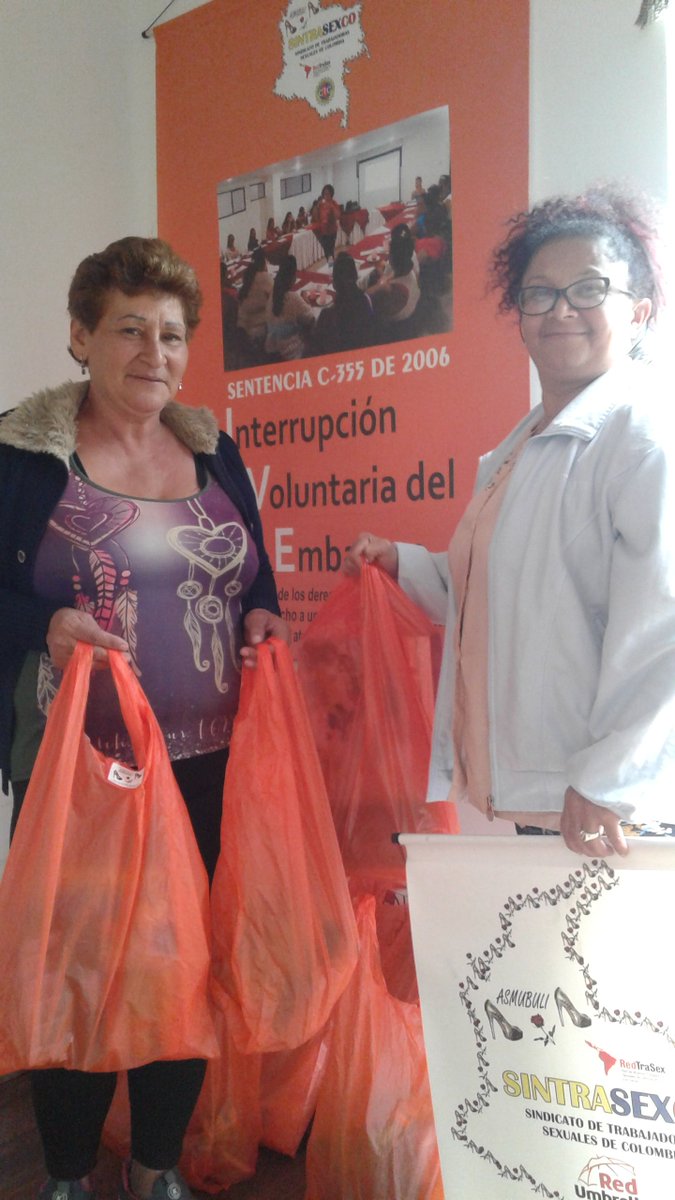 ASMUBULI's tweet photo. ASMUBULI - SINTRASEXCO  Organizando  con sus integrantes ayudas de  mercados  y utensilios  de limpieza y   aseo  personal. Para su respectiva  distribución. https://t.co/xkBNbjQRKE