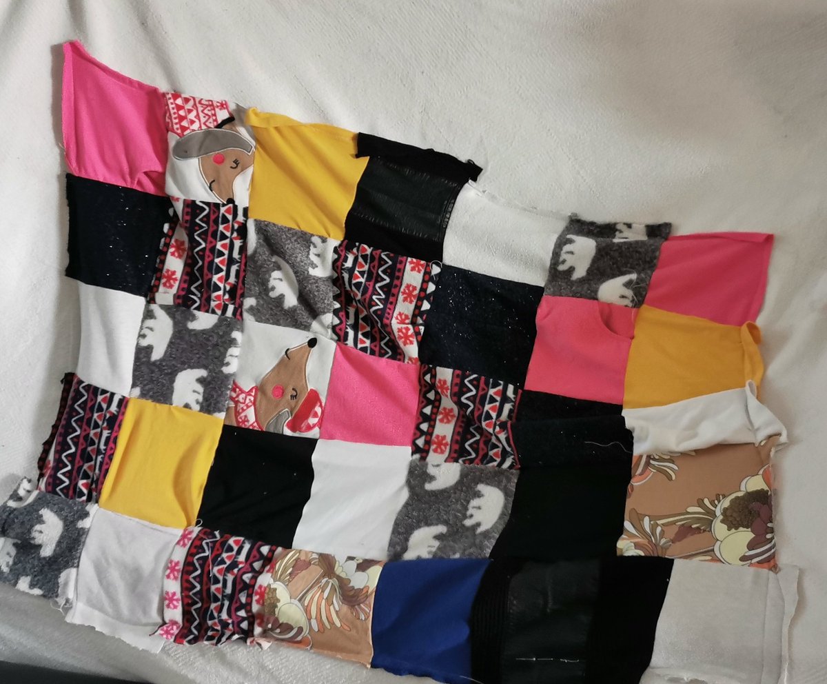 JenCTaylor85's tweet photo. A busy week finishing Lucy and Emilys patchwork blanket. Trying to keep them entertained. Cutting up old pajamas @halewoodcofe @MrMTunstall #lifeskills #sewing #recycling #lockdownhomeschooling https://t.co/jwNFbdVNLX