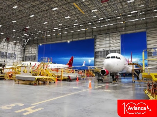 avianca's tweet photo. En septiembre de 2016 abrimos nuestro MRO para preparar nuestros aviones en tierra. Cuando sea el momento volaremos para seguir haciendo historia. La seguridad #SeguiráVolando https://t.co/KSZ8WrToYQ