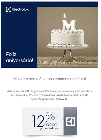 velinho_e's tweet photo. Caríssima @ElectroluxBr me façam a gentileza de pegar este cupom de desconto e enfiar... quem sabe em uma máquina nova pra minha mãe já que a dela estragou há meses e vcs alegam que não há problema algum com ela, ou simplesmente parem de me mandar e-mail. Obrigada! https://t.co/abSb2tXUNy