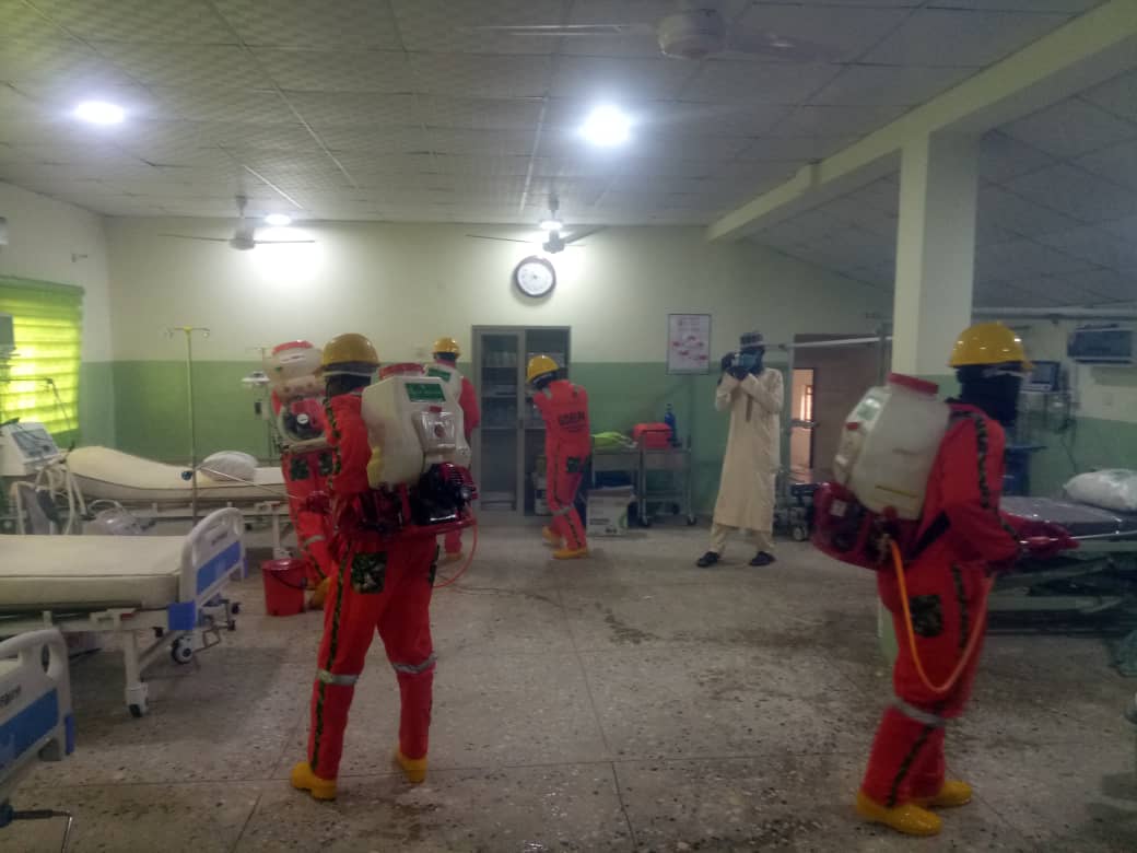 MEFRGombe's tweet photo. The ongoing exercise still on the Covid -19 prevention in Gombe,held today at Gombe specialist Hospital#MaskUpGombe#staysafe#wash#your hands# and do the need full to ensure Gombe is  Corona free! https://t.co/pmmbwqxbFc