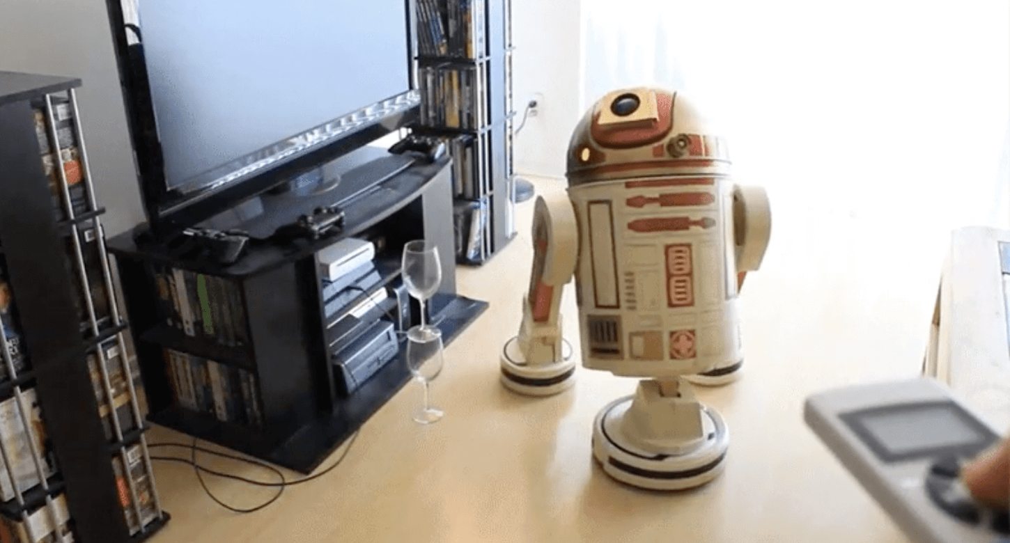 Inside Magic on Twitter: "R2-D2 Inspired Robot Is Out of This Galaxy And Can Actually Clean Your Floors!: https://t.co/MVTUpjHhci #rd2d #starwars #disney https://t.co/uvmBtIbbEt" / Twitter