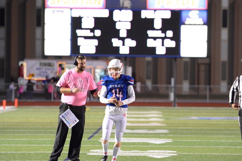 Congrats to our very own Shane Prifrel <a href="/SProcket543/">Shane Prifrel</a> on being named this year’s Apollo Male Athlete of The Year. Shane was a multi-year letter winner in football, hockey and baseball and was an invaluable leader in all facets. Proud of you Shane! #SpartanPride