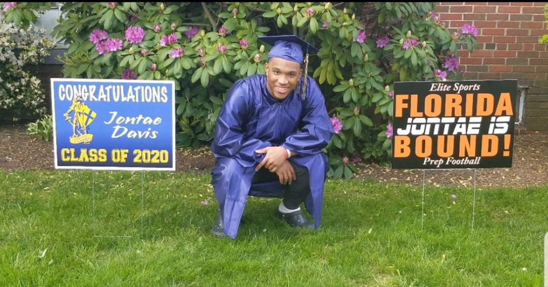 _rbschool's tweet photo. Congrats Jontae! We pray you do great things! #classof2020 #crusadernation https://t.co/6BgVHpBlyA
