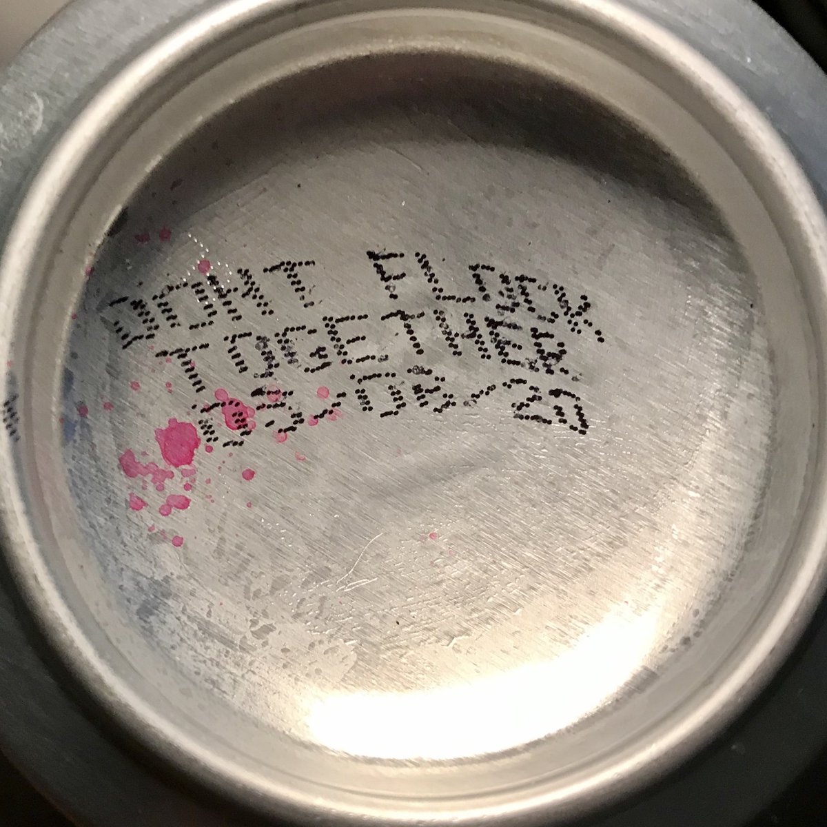 prufrog's tweet photo. @SaxNStrikeouts From one of the @LamplighterBrew Birds of a Feather NE IPAs I picked up yesterday... https://t.co/Q4iVmoYKvb