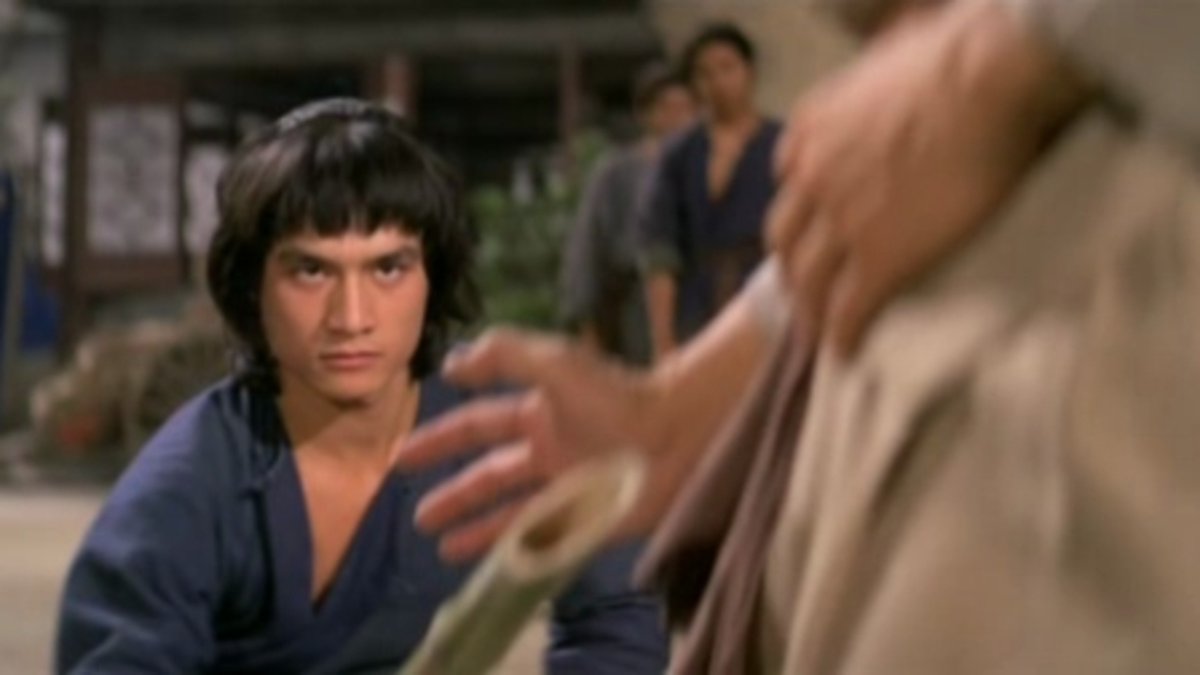 26. DISCIPLES OF SHAOLIN (1975)Barely related to the other Chang Cheh's Shaolin films. It's basically THE BOXER FROM SHANTUNG with Fu Sheng. A young country boy moved to the city, his mastery of kung fu instantly earned him some big money and gave him even bigger problems.