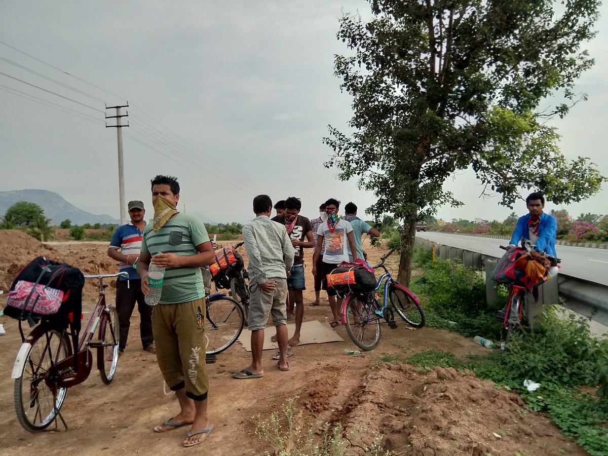 Group of construction workers thrown out by their employer. House owner increased rent, didn't return advance. They are cycling to Motihari, Bihar from Bengaluru (2/n)  #MigrantLivesMatter