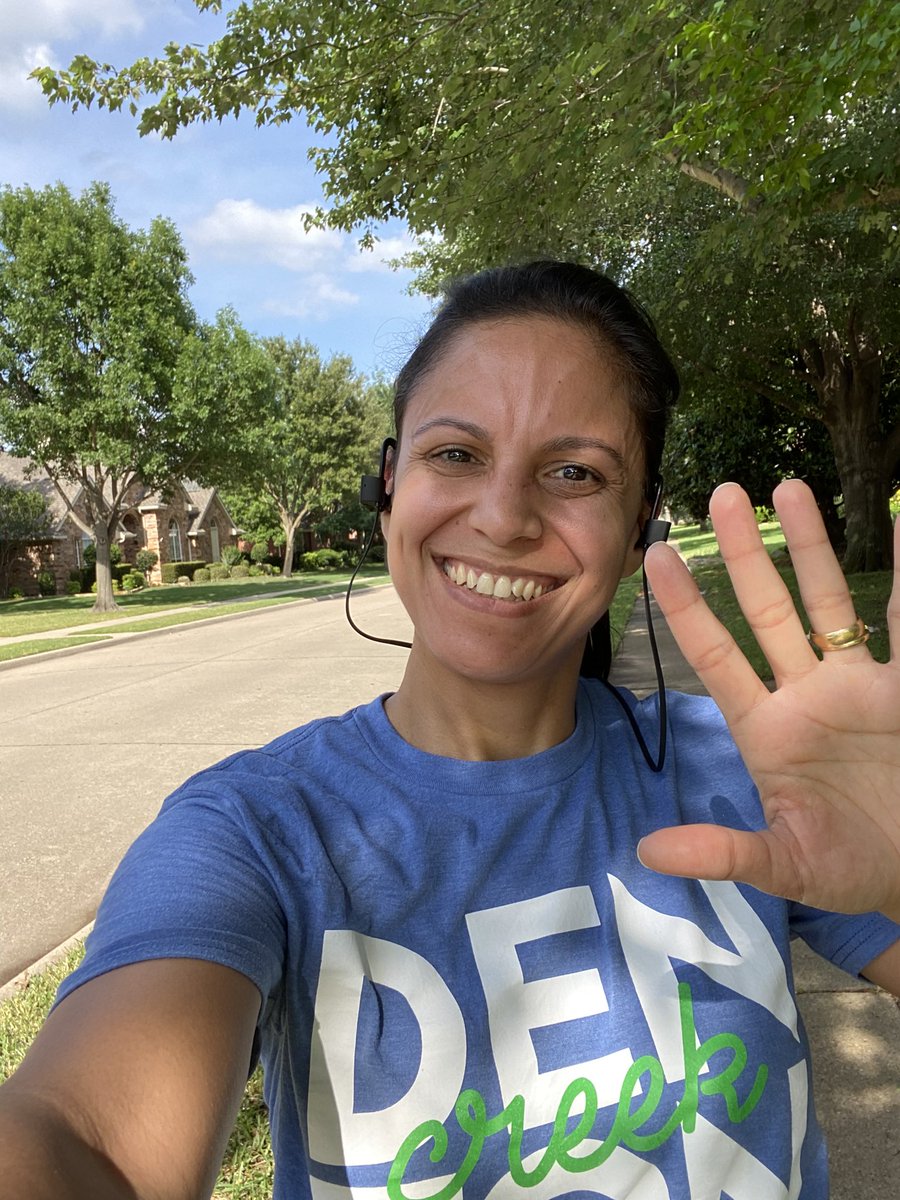 aliciaprado6's tweet photo. What a #friyay #CISDrunforfun Virtual 5K completed! @DCEtrailblazers #CISDTogetherAtHome We are getting stronger every day! https://t.co/yjUmAVPd7E