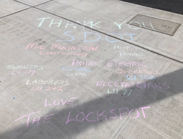 seattledot's tweet photo. Thanks for the s/o Ballard ❤️ 

Learn more about the two-way traffic restoration at NW 54th St &amp; NW Locks Pl on the blog 👇🏾👇🏾👇🏾

https://t.co/1KzLVPdaux

#MoveSeattle https://t.co/G27LIpaEFs