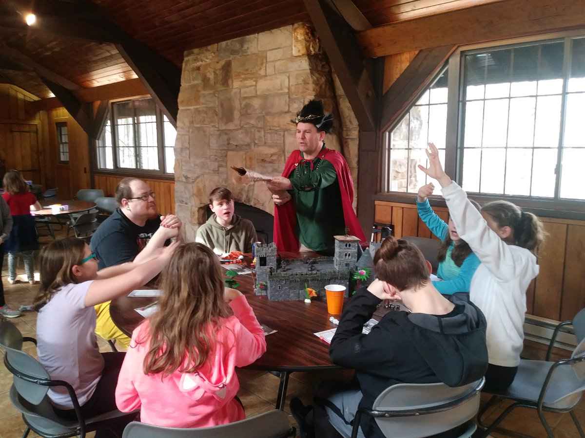 PadmesLover's tweet photo. Con game I ran for kids, rescue the captured fey brothers and sisters from the Hill Giantess’ Castle
Kids characters were pixies, Pegasus, brownies, bully wigs, etc #WinDF @dwarvenforge https://t.co/D8Clb9RtDU