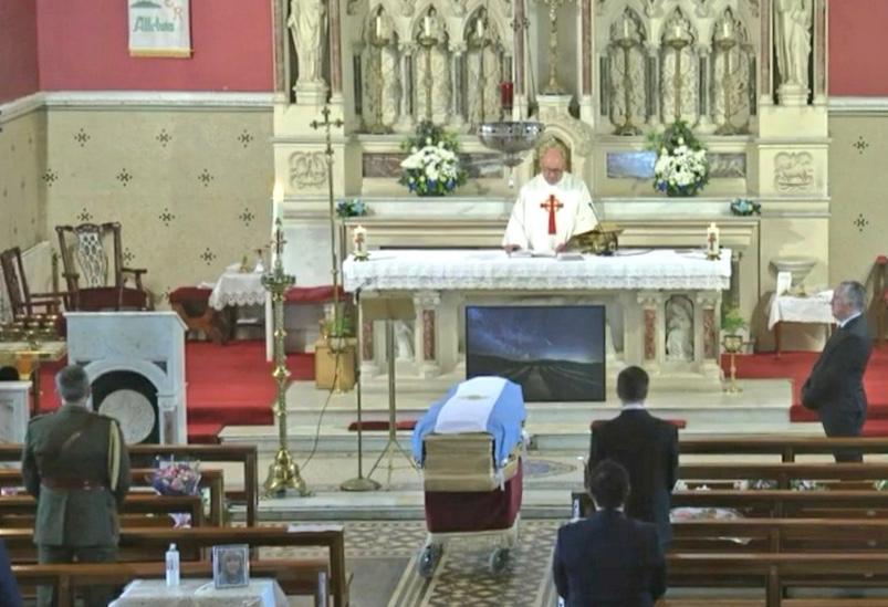 Felipe Solá tweet media