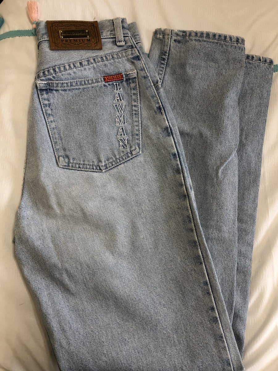 ginna_cox's tweet photo. 💥Green Lawmans 22in waist, Wranglers 24in waist, Lawman Jeans 26in waist. All $40💥 https://t.co/RiMK8iTu3g