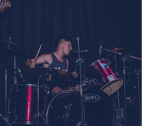 laguaridaok's tweet photo. 🎉 Feliz cumpleaños al alma de La Guarida🎉 .
.
.
.
.
.
#Drumm #Drummer #Bateria #Voice #vocal #song #sing #rock #pic #instamusic #zildjian #sonnor #stagg https://t.co/DiS7VxWlbD