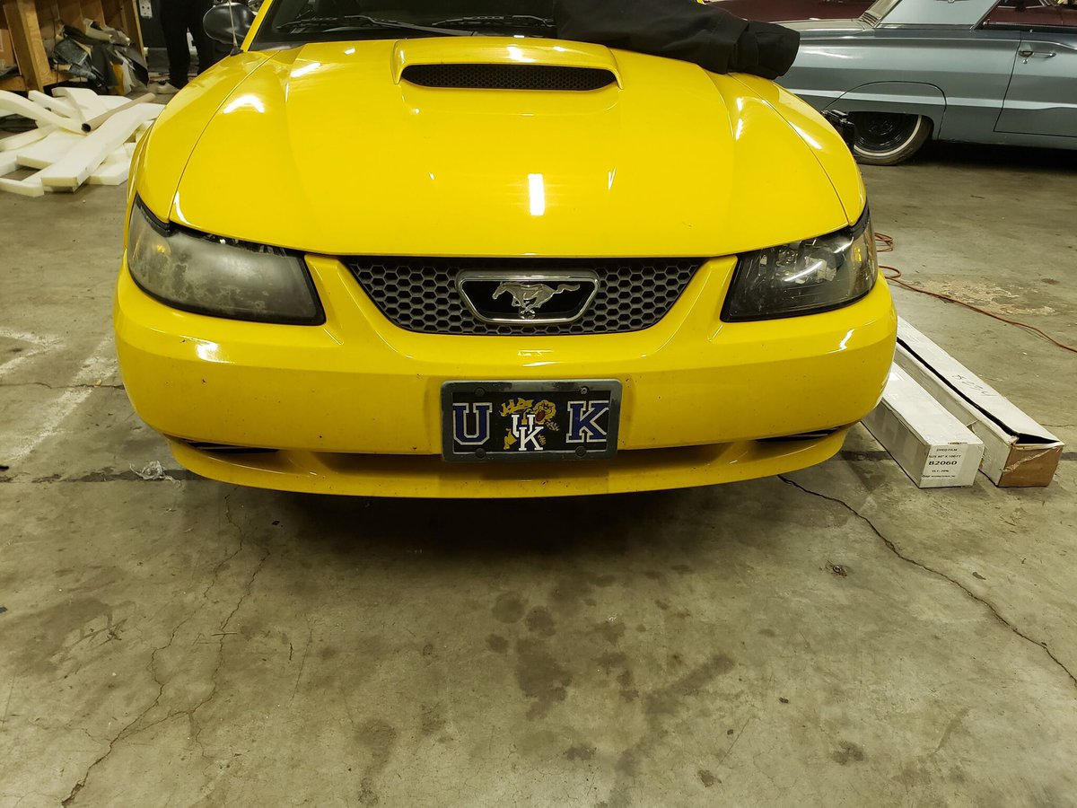 ridecitycustoms's tweet photo. Headlight restoration is more than cosmetic. Headlight restoration increases the value of your vehicle, increases visibility, and saves money on future replacement costs. Get your cloudy headlights fixed today at Ride City! #headlightrestoration #sharethelex #AutoCustomizing https://t.co/Rw3NgUtXll
