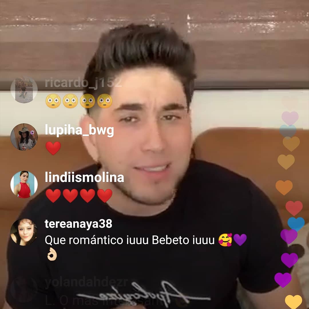 lylogt's tweet photo. Siempre tan lindo con sus fans @El_Bebeto  gracias x ser tan sencillo y humilde nunca cambies t amamos @aferradasdebbto ❤️😍😍❤️ https://t.co/Ba8J6R86KO
