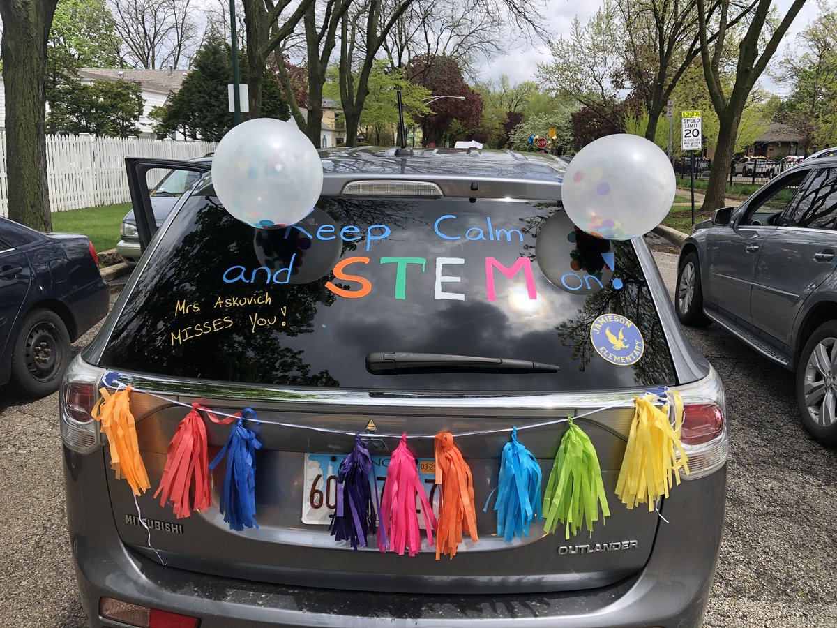 Hallie Askuvich tweet media