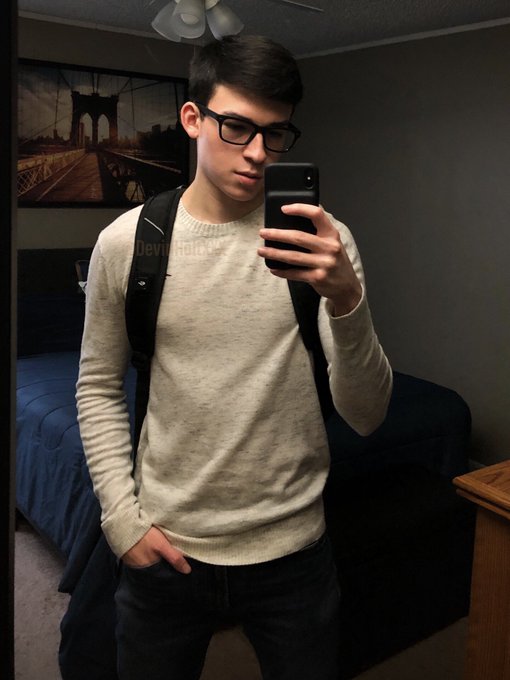 Here&rsquo;s your last final, it&rsquo;s pretty hard https://t.co/qc6JAgBZNv