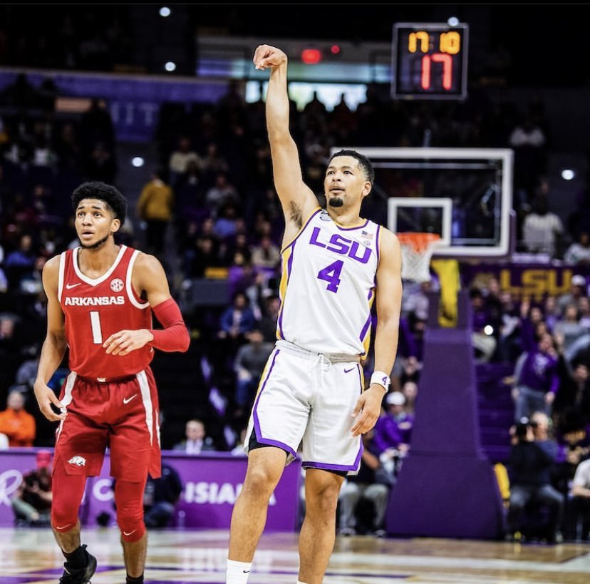 Blessed to receive an offer from Louisiana State University . I want to personally thank Coach Wade, Coach Tas and the entire LSU coaching staff!#GoTigers🟡⚫️
