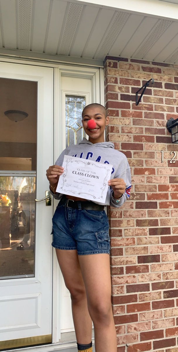 JHS_Classof2020's tweet photo. Class clown part 2 🎓🤡🤣 https://t.co/Gmok2CB8VS