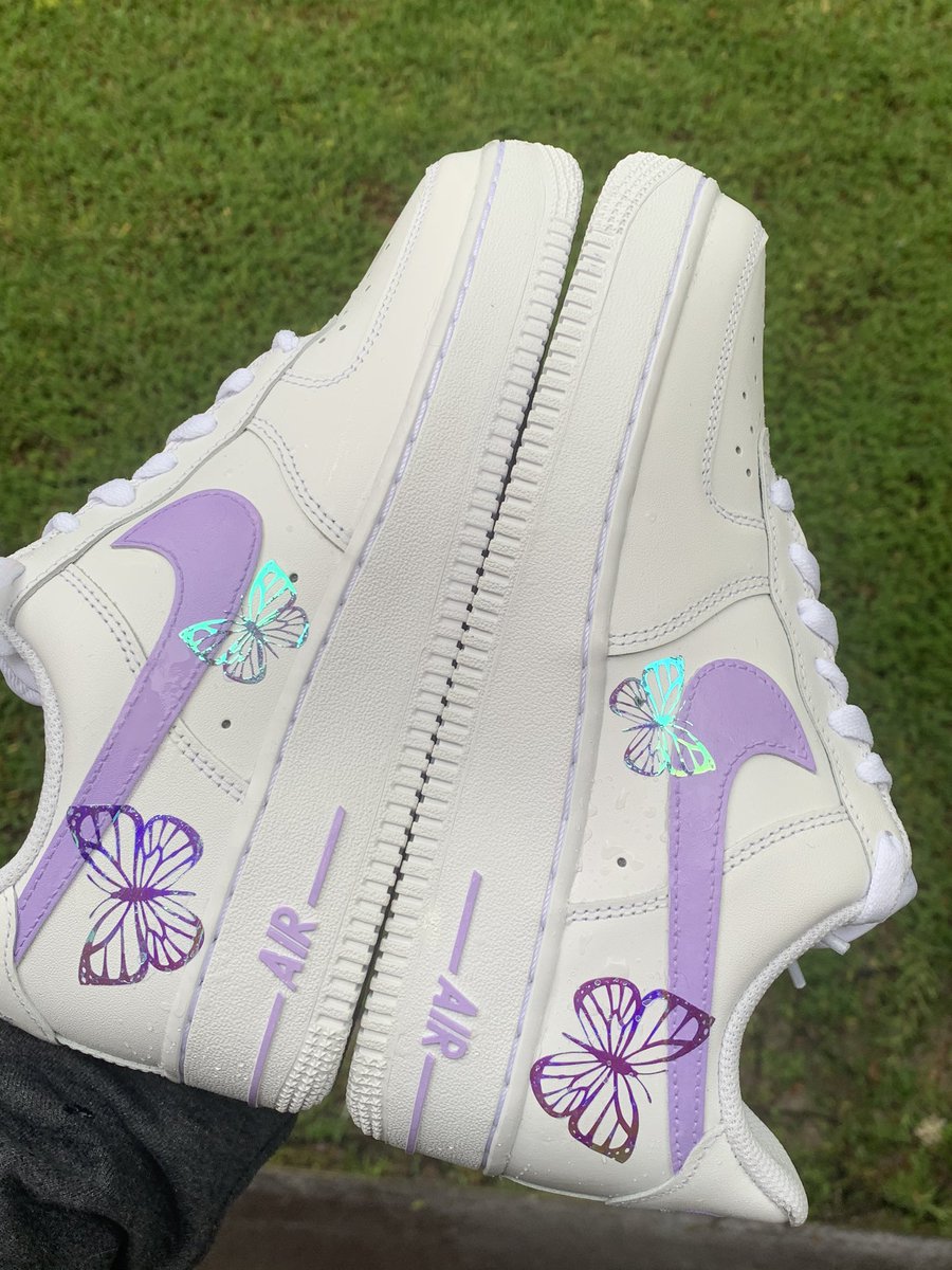 JenniferLonghi's tweet photo. I’ve posted these everywhere but it’s because I’m in love with them lol 
Link in my bio if you wanna purchase! https://t.co/RRNBPSoPRw