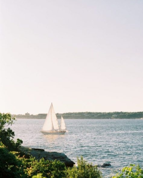 danabermuda's tweet photo. Nothing better than a sailboat at sunset 🤍 .
.
.
.
.
#danacooper #danacooperbermuda #bermuda #gotobermuda #islandlife #beach #wearebermuda #bermudaful #caribbean #verytandc #resortwear #resortfashion #summerfashion #vacationwear #cruisewear #beachboutique #holidaywear #summerw https://t.co/926tbShQxF