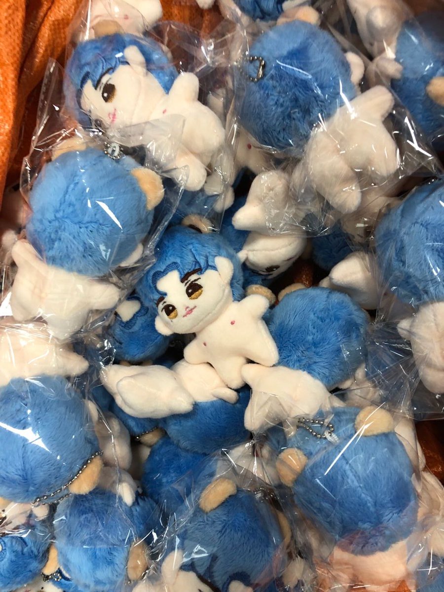 Who ordered Otterjae 10cm doll batch 2 + Mark doll 20cm plz DM me 🙏🏻 they now already to ship 

• Trying reply all old Dms and solve all overtime orders 🙏🏻 plz wait for me a little bit T v T ~~~