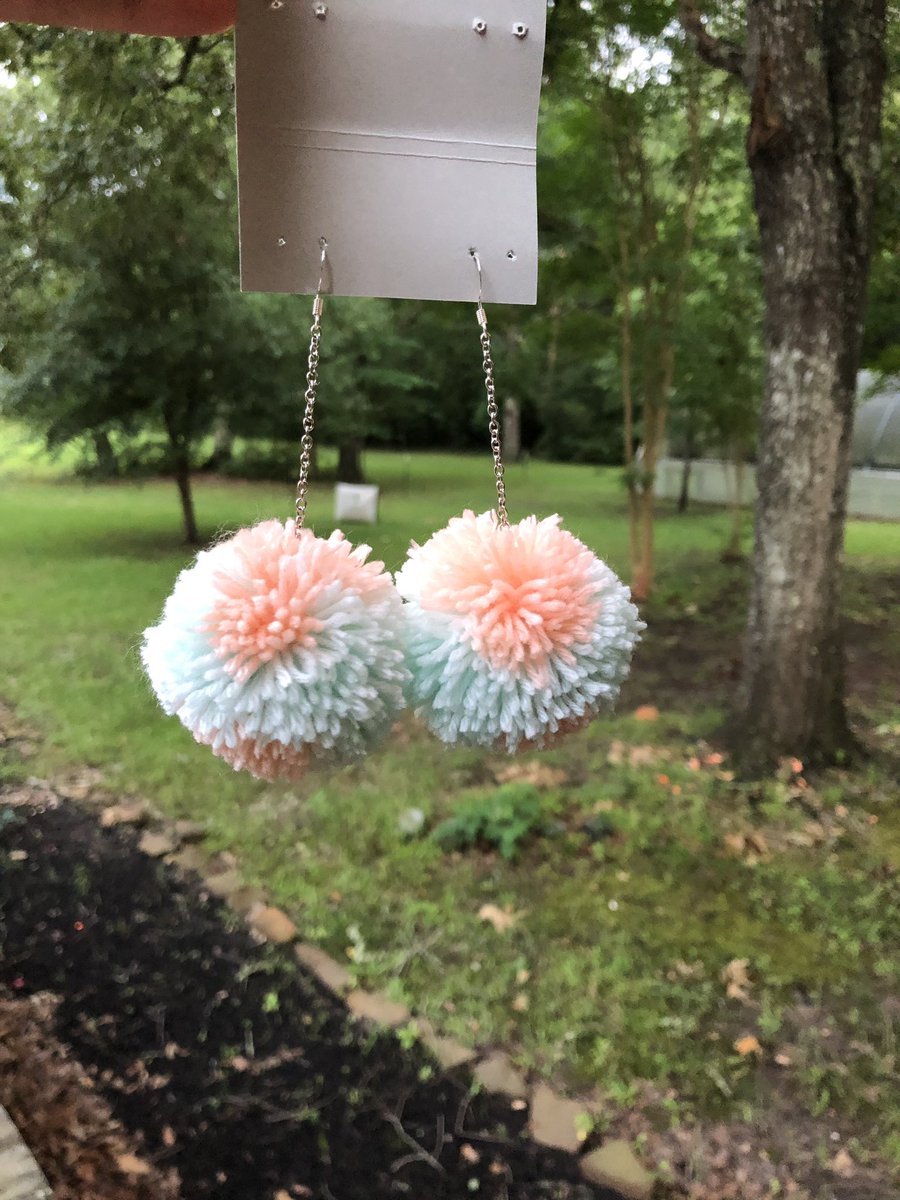 CreationsSweetT's tweet photo. Custom orders 🤩⚡️⭐️ https://t.co/cwf0fIiez2