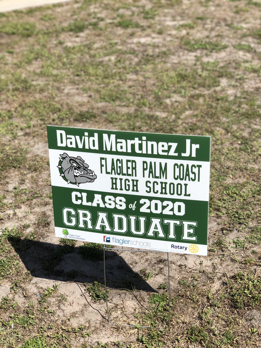 IthierJennifer's tweet photo. Can’t wait to drive my son around the Daytona Speedway for his graduation! #classof2020strong https://t.co/Dh56KbmVdM