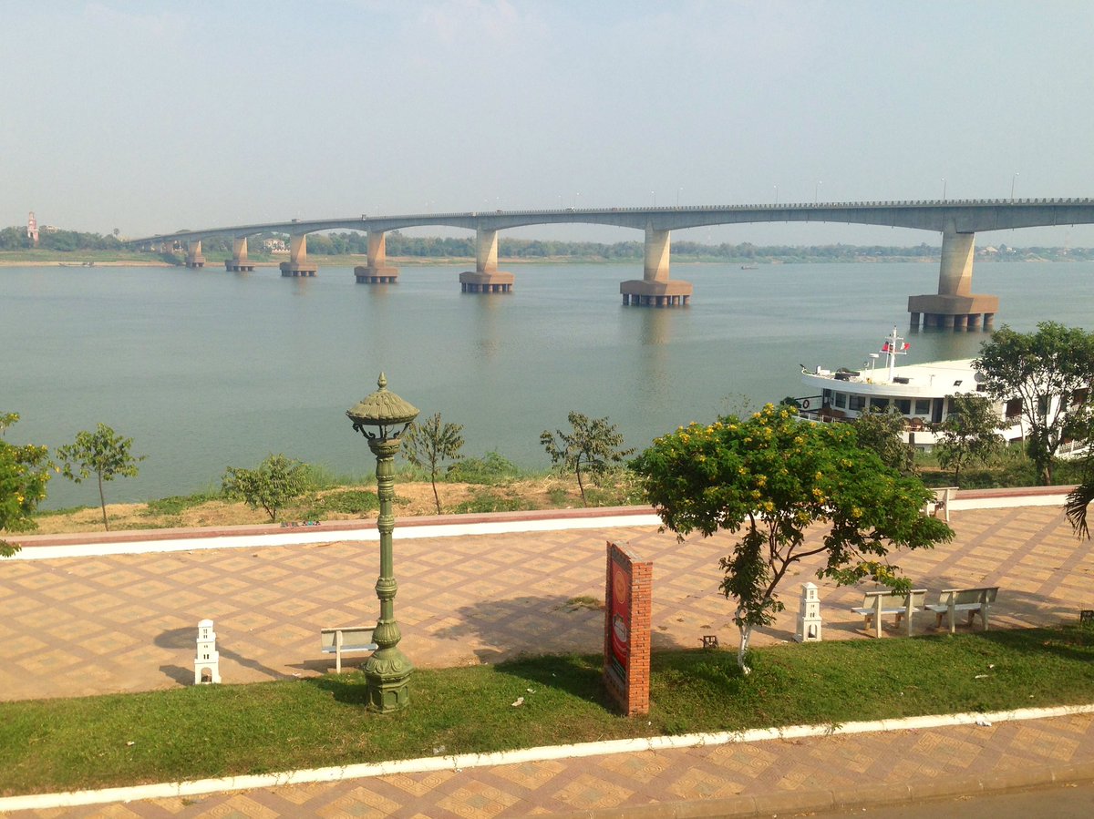 SovannGuy's tweet photo. មានអ្នកណានៅនិងអត់តោះល្ងាចជួបគ្នា https://t.co/qECaqROkiJ