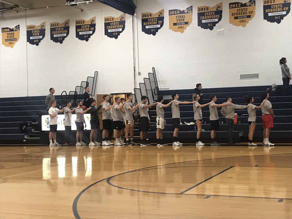 kirtlandyb's tweet photo. Happy Last Day of High School seniors! You will be missed! 🎓💛💙🐝

In honor of today being your last day, respond to this with pictures of your favorite memories from the past year! 
@khsclassof20 @MrAmstutz @KirtlandSuper @kirtlandsports https://t.co/nRhSiSh14D