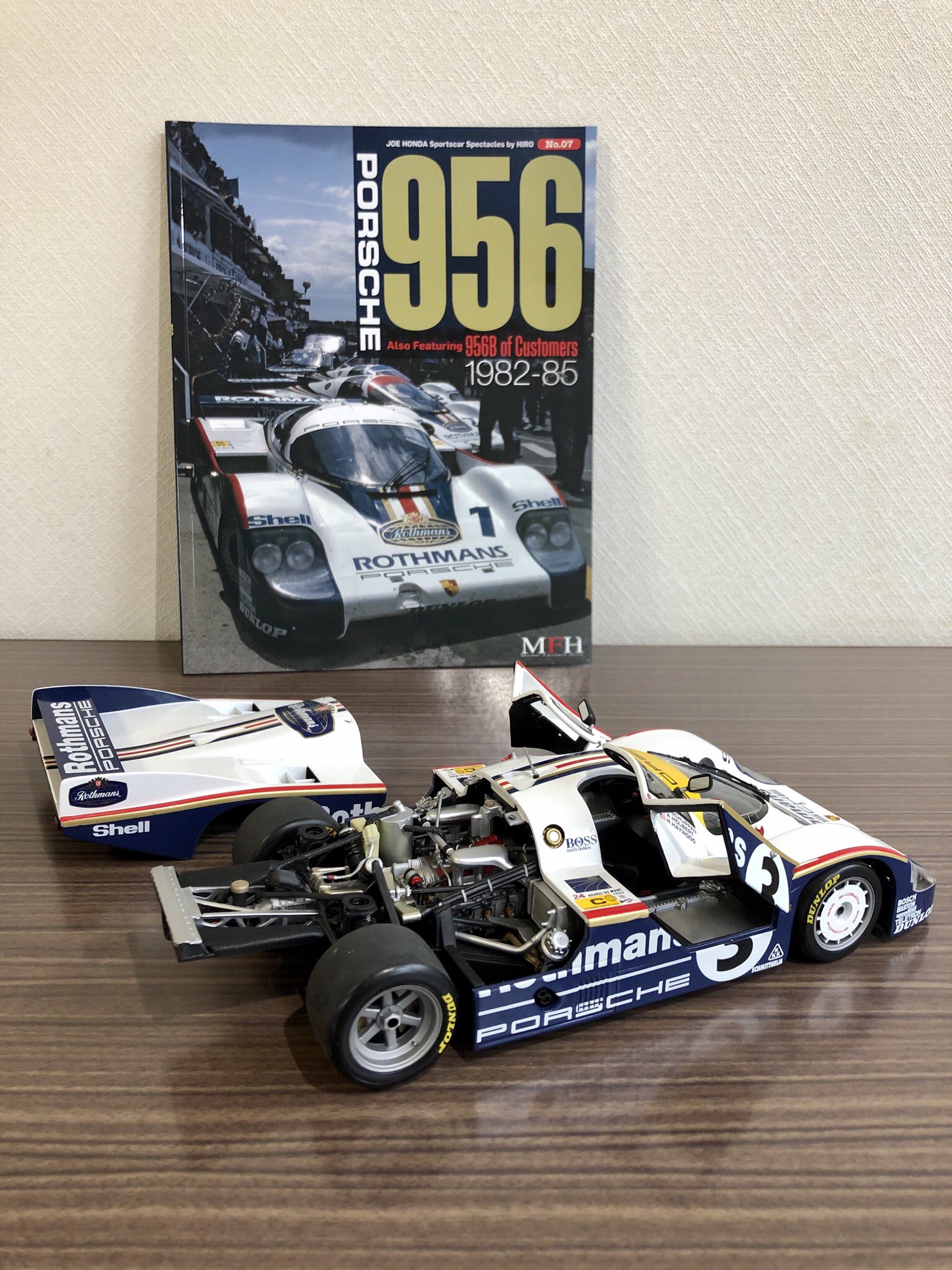 スパーク 1/18 ポルシェ 956 NEWMAN ルマン 1984 No.7 ウィナー