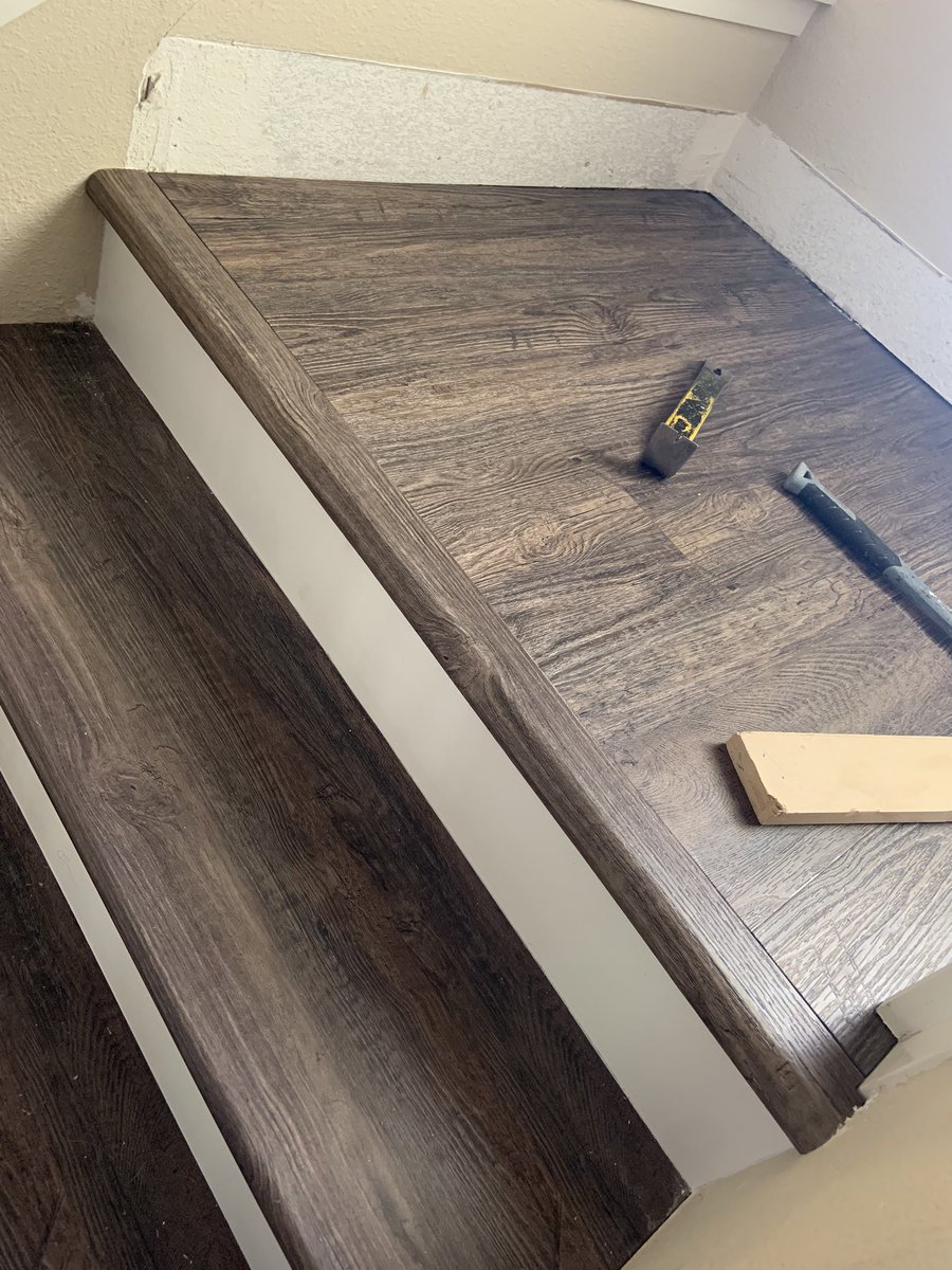 xjohnnylargex's tweet photo. The island is coming along and stairs turned out great if I do say so. #handyman #remodel #punkrockhandyman #mackerforlife #punkrock @Family_Handyman @HomeDepot @Lowes https://t.co/ARv0E6xj7H