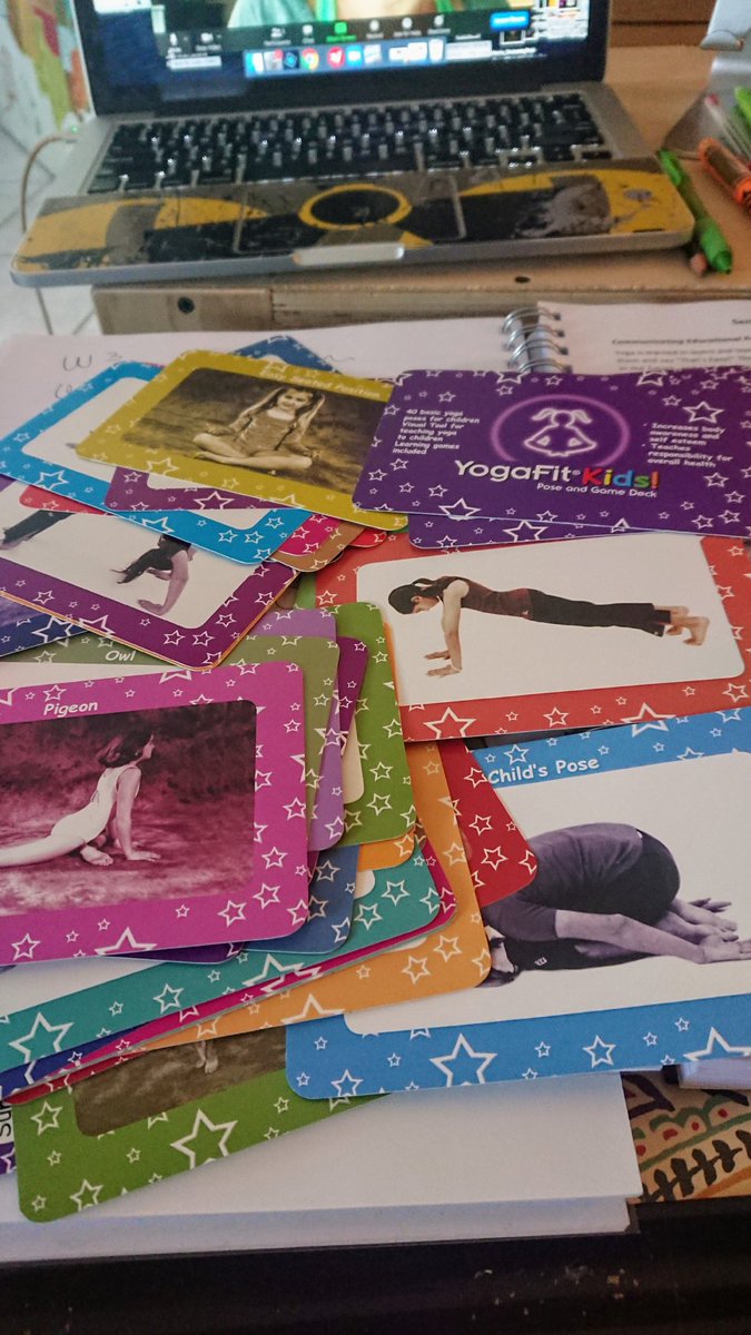 flakushis's tweet image. #Yoga is a journey, rather than a destination.
#YogaDuringLockDown #eagleswithoutborders